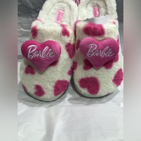 Barbie white & pink hearts puffy pink Barbie heart faux fur slippers size XL new - Picture 6 of 8